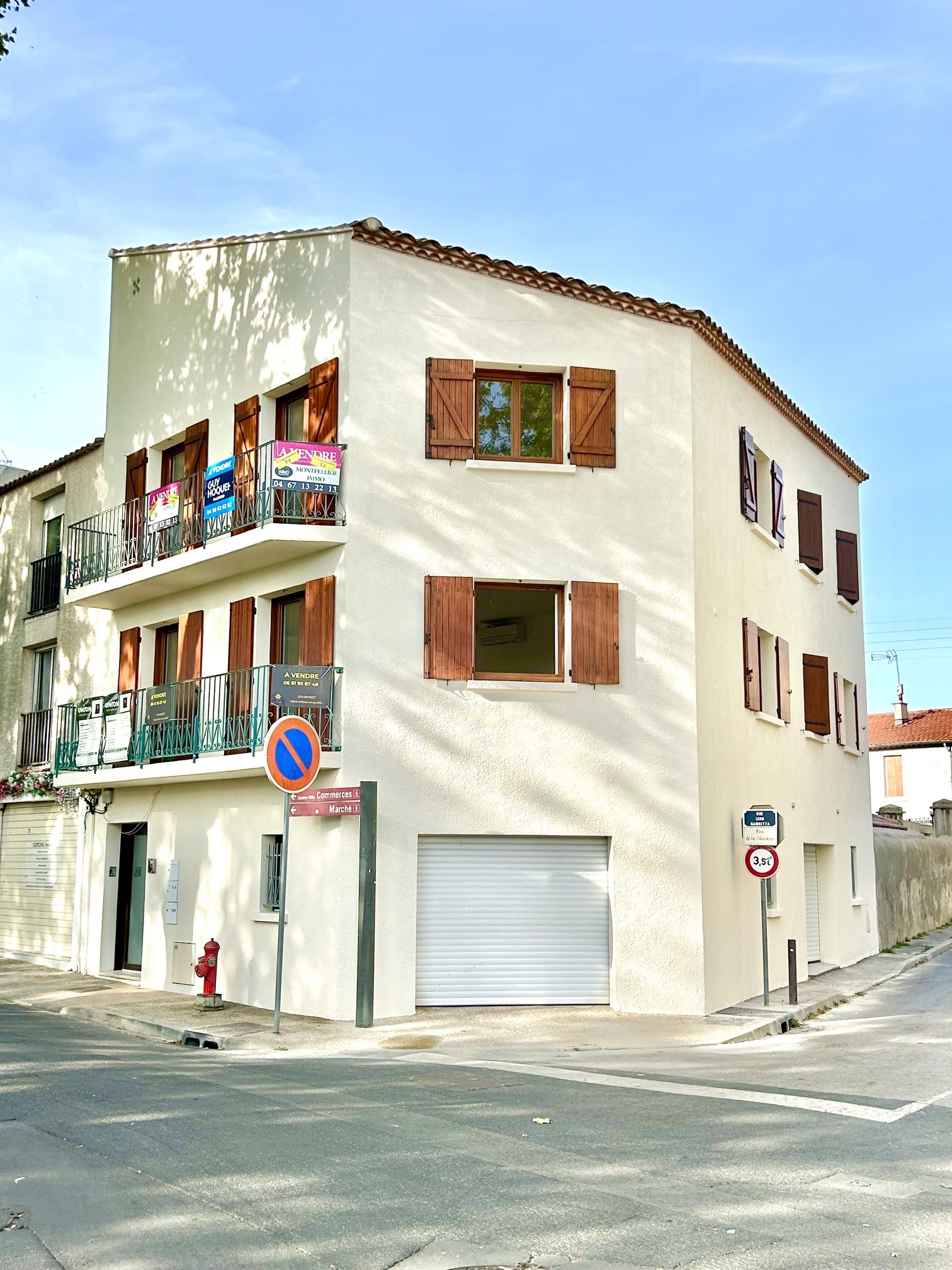 Façade de la résidence Taurus à Mauguio après rénovation
